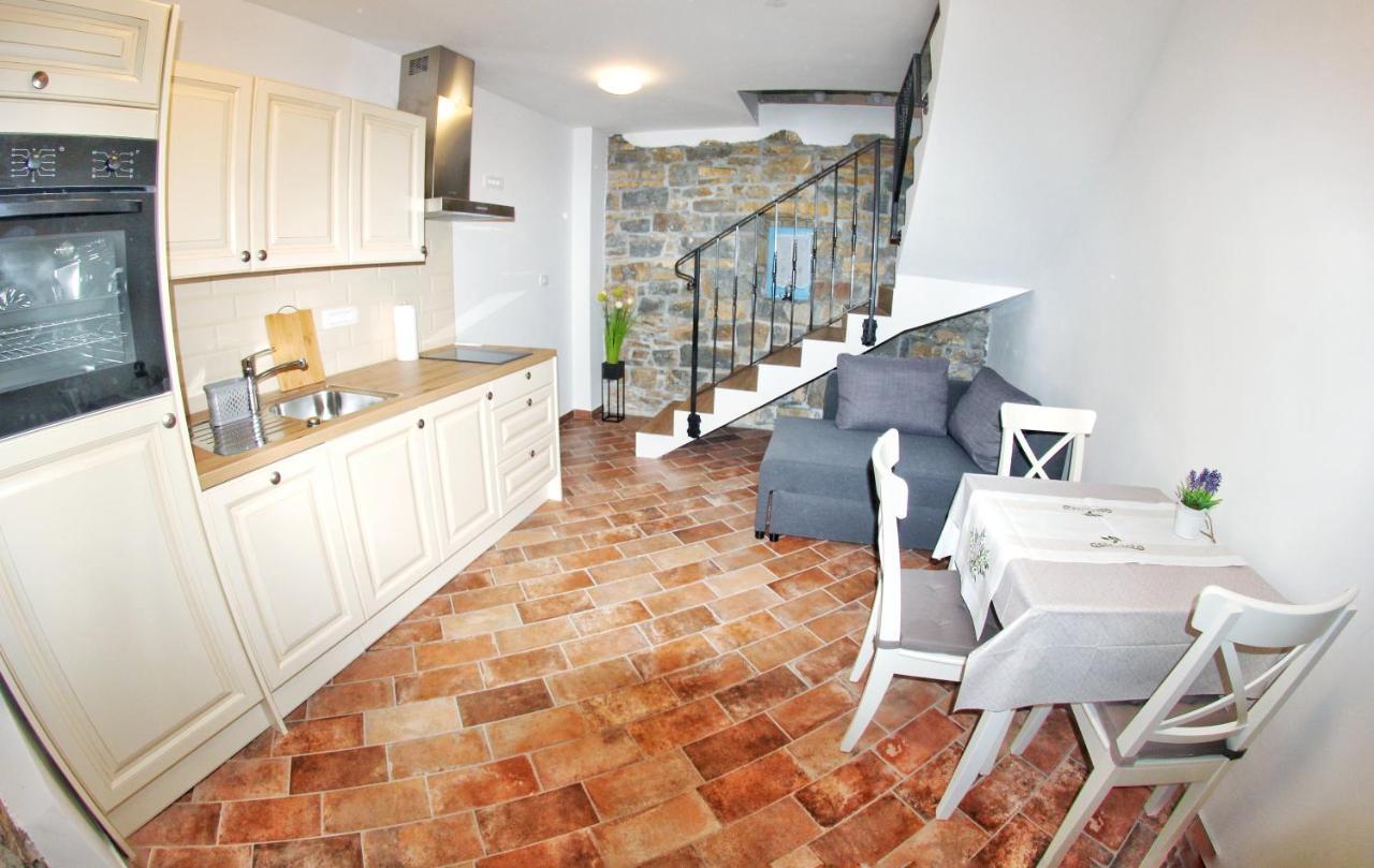 Ferienwohnung Pr' Marici Koper Exterior foto